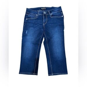 Juniors Rewind Dark Blue Denim Capri’s size 11